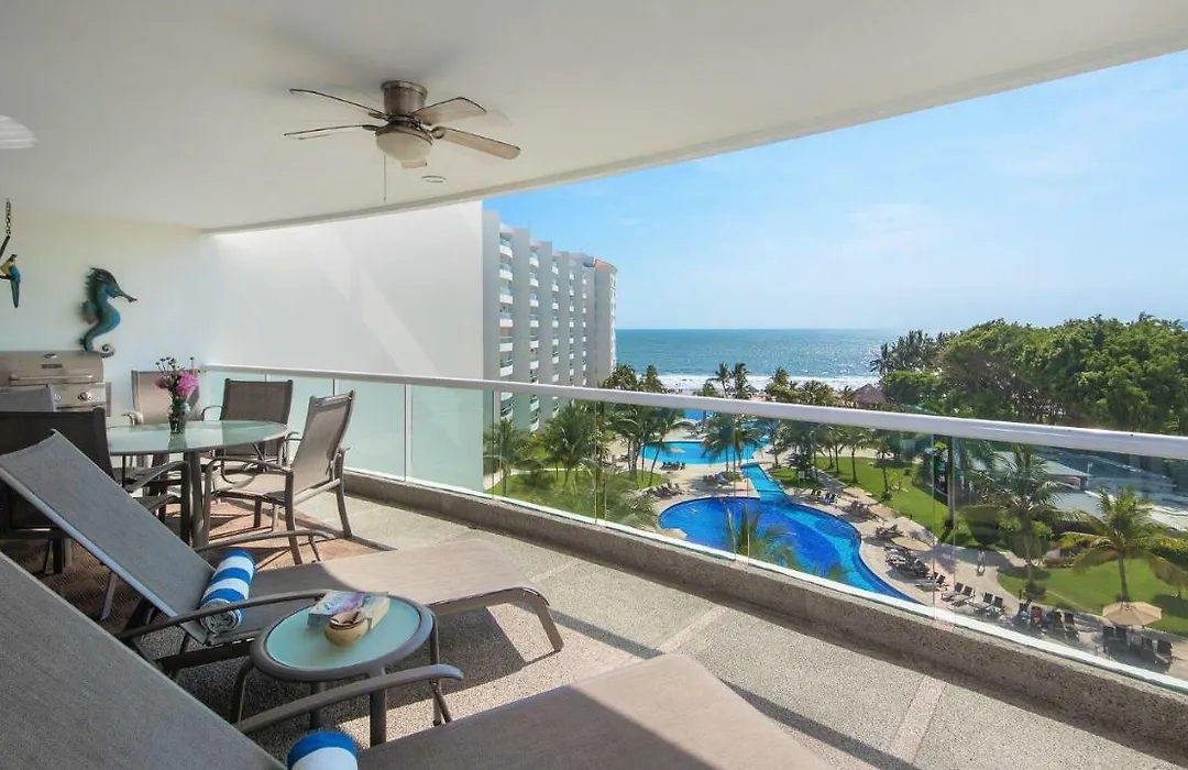 Breathtaking Villa Magna Beachfront Condo, 3 Bedrooms Sleeps 6-1